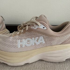 HOKA Women's Bondi 8 Shifting Sand/Egg nog  Size 9.5 Running/Walking Shoes